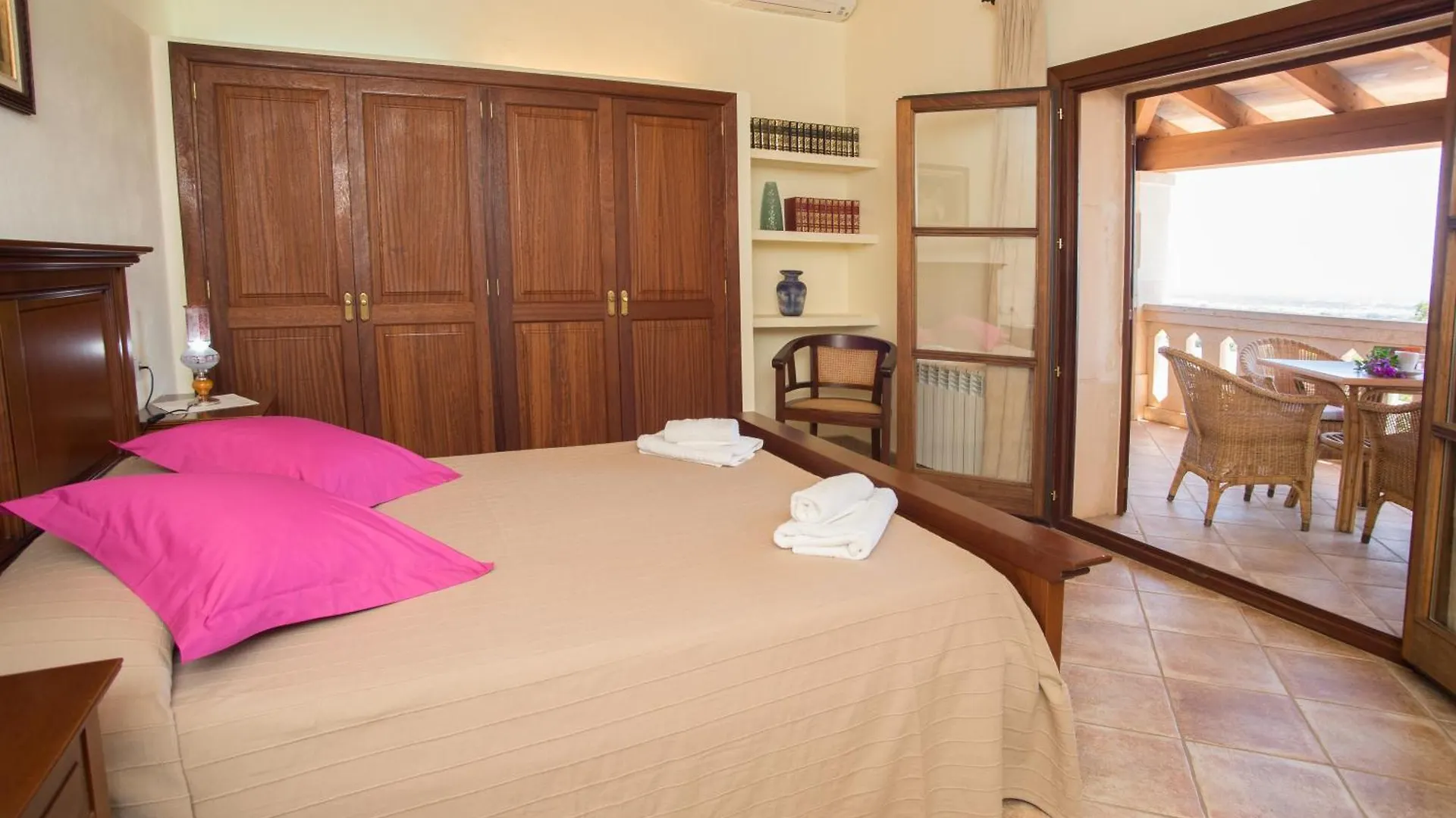 Дом отдыха Finca Turo Golf S'Horta
